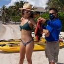 stc-id0263-kayak--beach-experience-02_original